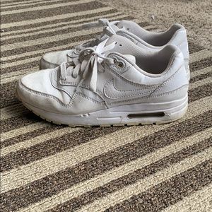 Nike White Air Max 90